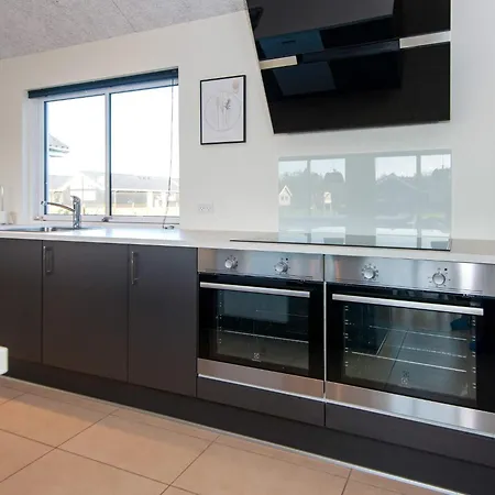 24 Persons In * Nørre Nebel