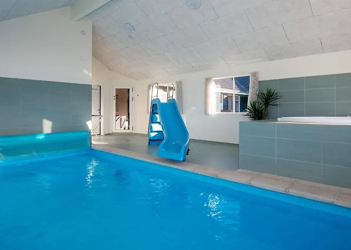 Vakantiehuis 24 Persons In *